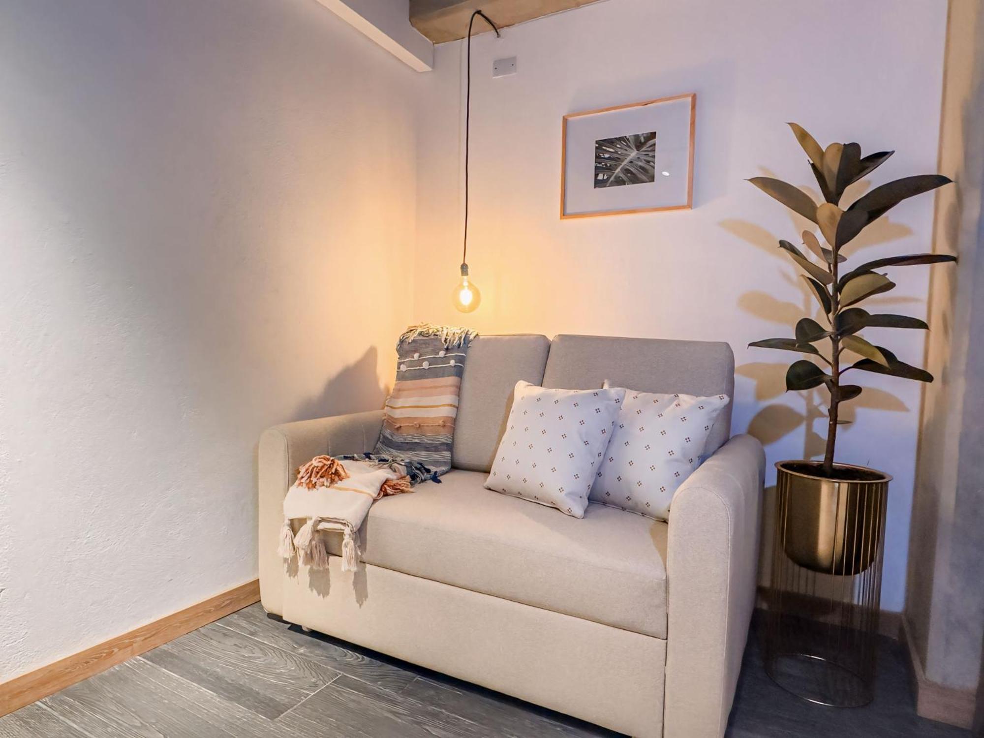 B 48 Living By B Rent Apartment Меделин Екстериор снимка
