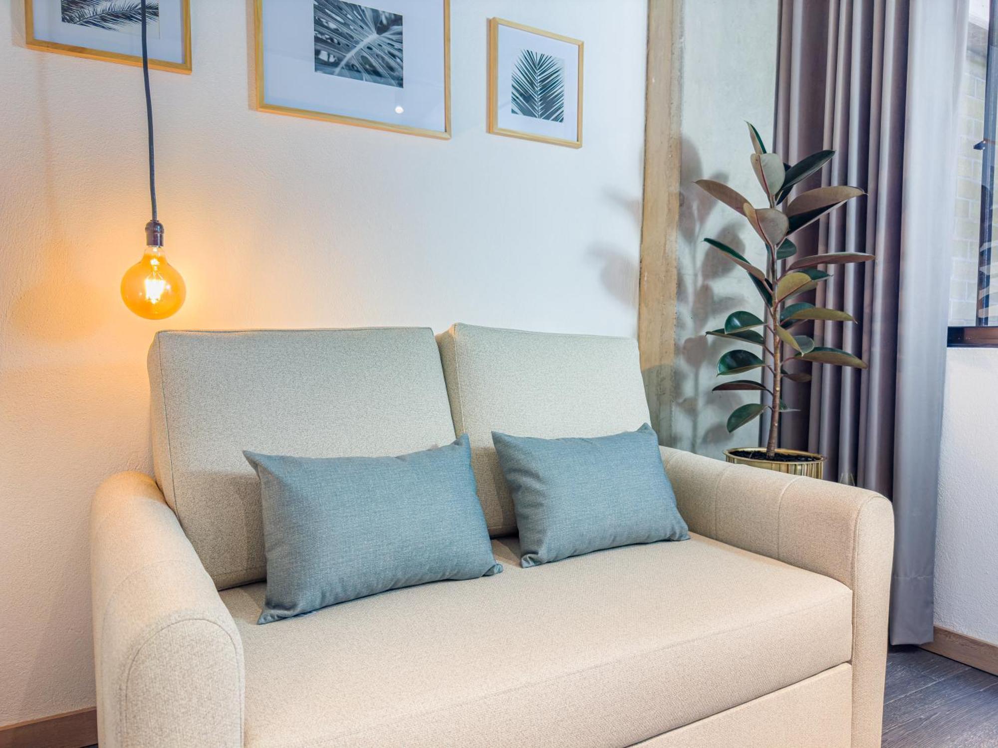 B 48 Living By B Rent Apartment Меделин Екстериор снимка