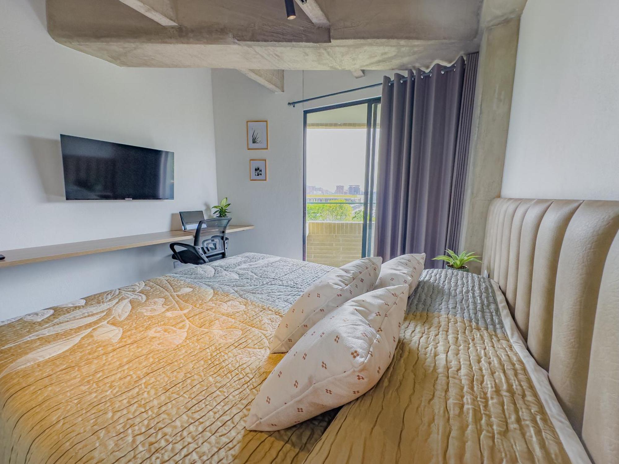 B 48 Living By B Rent Apartment Меделин Екстериор снимка